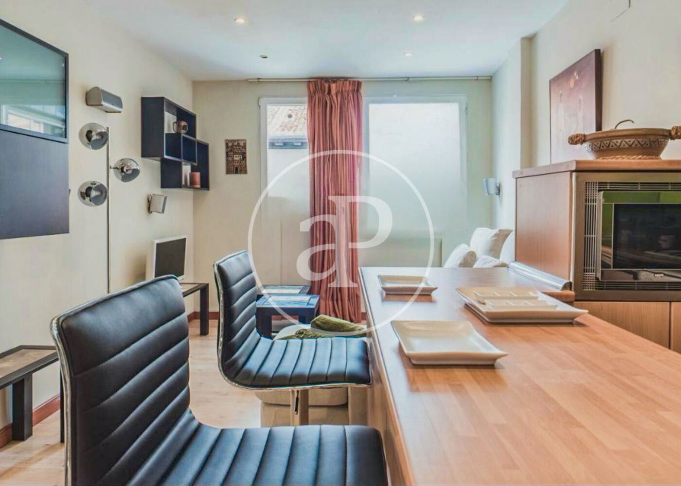 Flat to rent in  Madrid Capital  with Air Conditioner, Heating and Furnished
