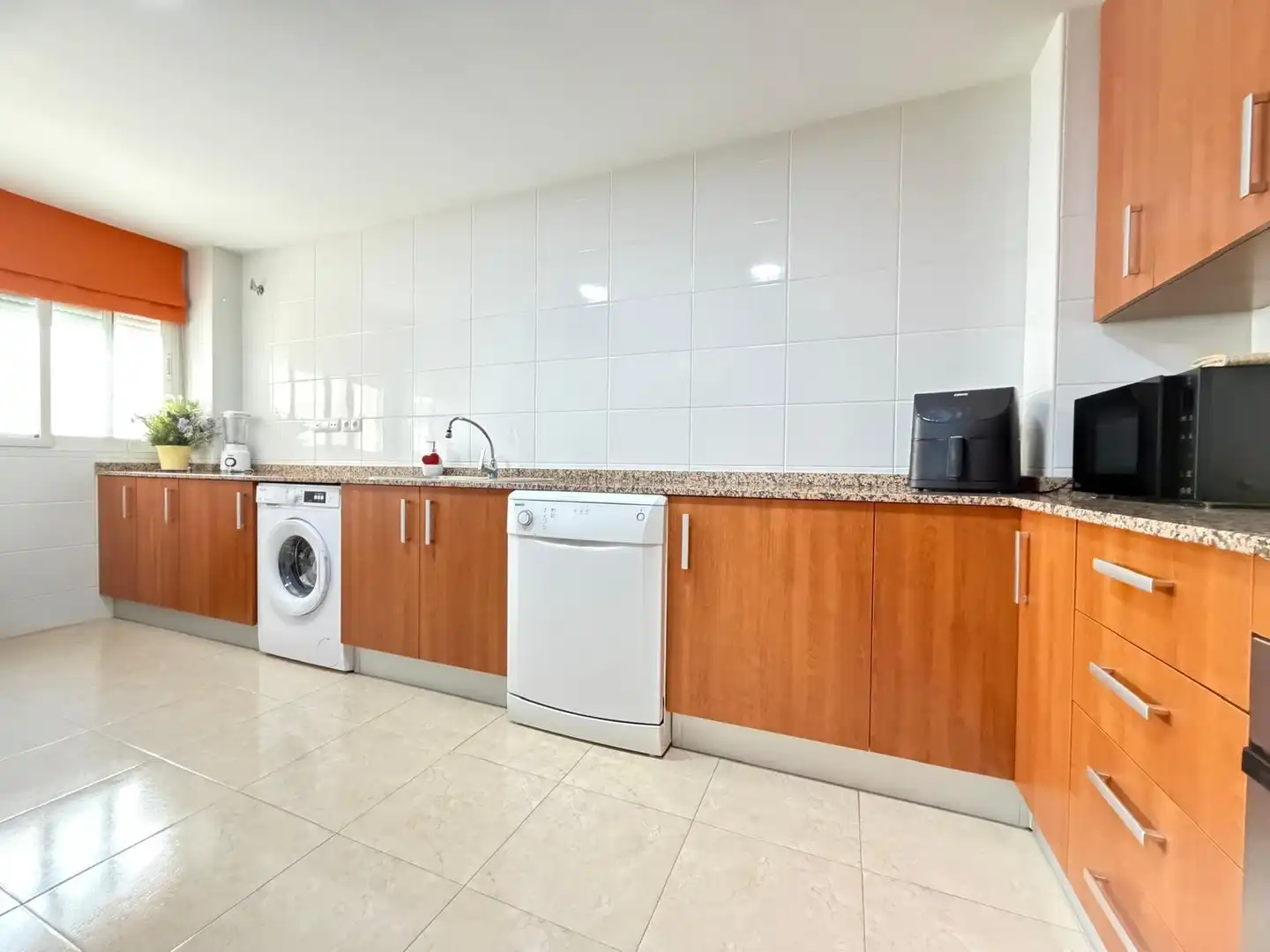 Cocina de Piso en venta en Monforte del Cid con Aire acondicionado, Parquet y Terraza
