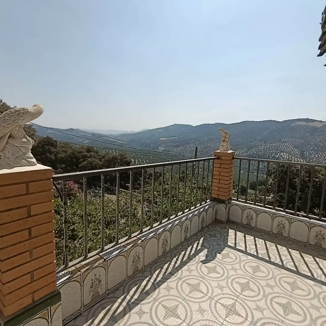 Terraza de Finca rústica en venta en Iznájar con Aire acondicionado, Calefacción y Jardín privado