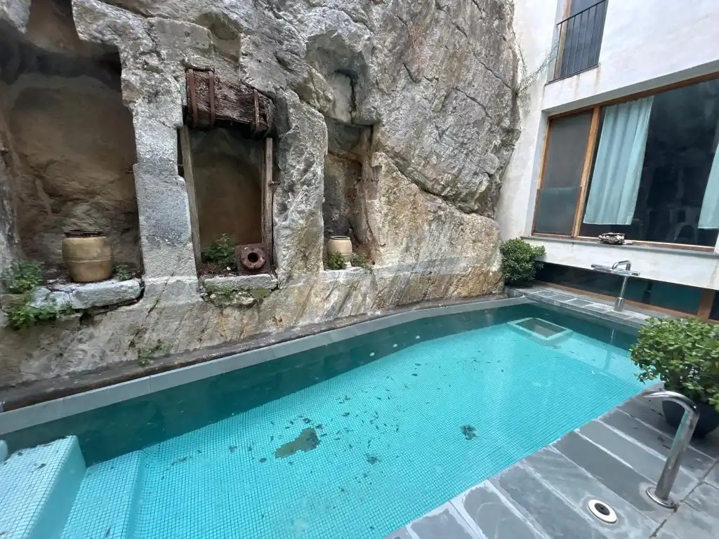 Piscina de Local en venta en Jérica