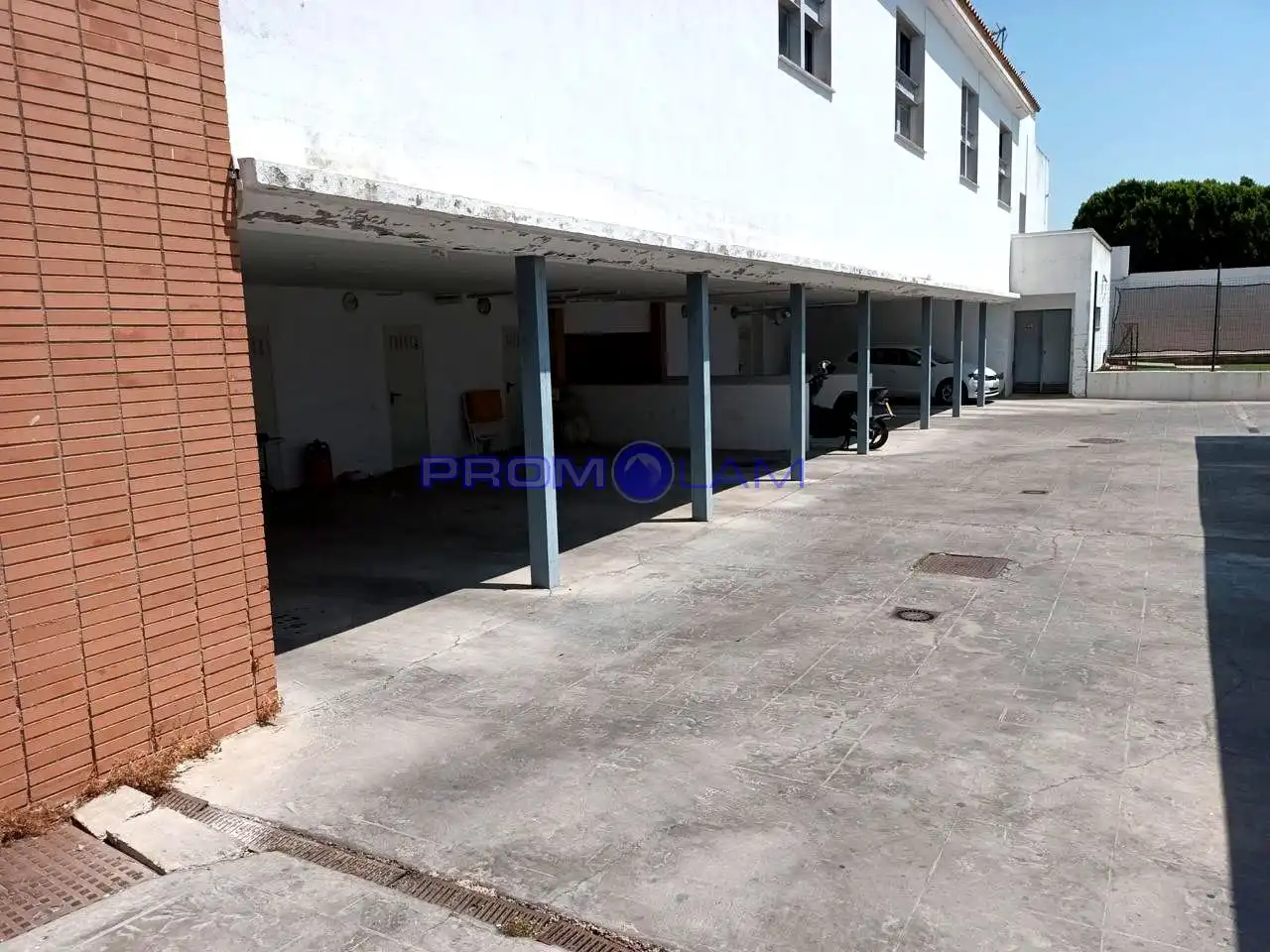 Parking de Casa o chalet en venta en Palomares del Río con Aire acondicionado, Terraza y Piscina