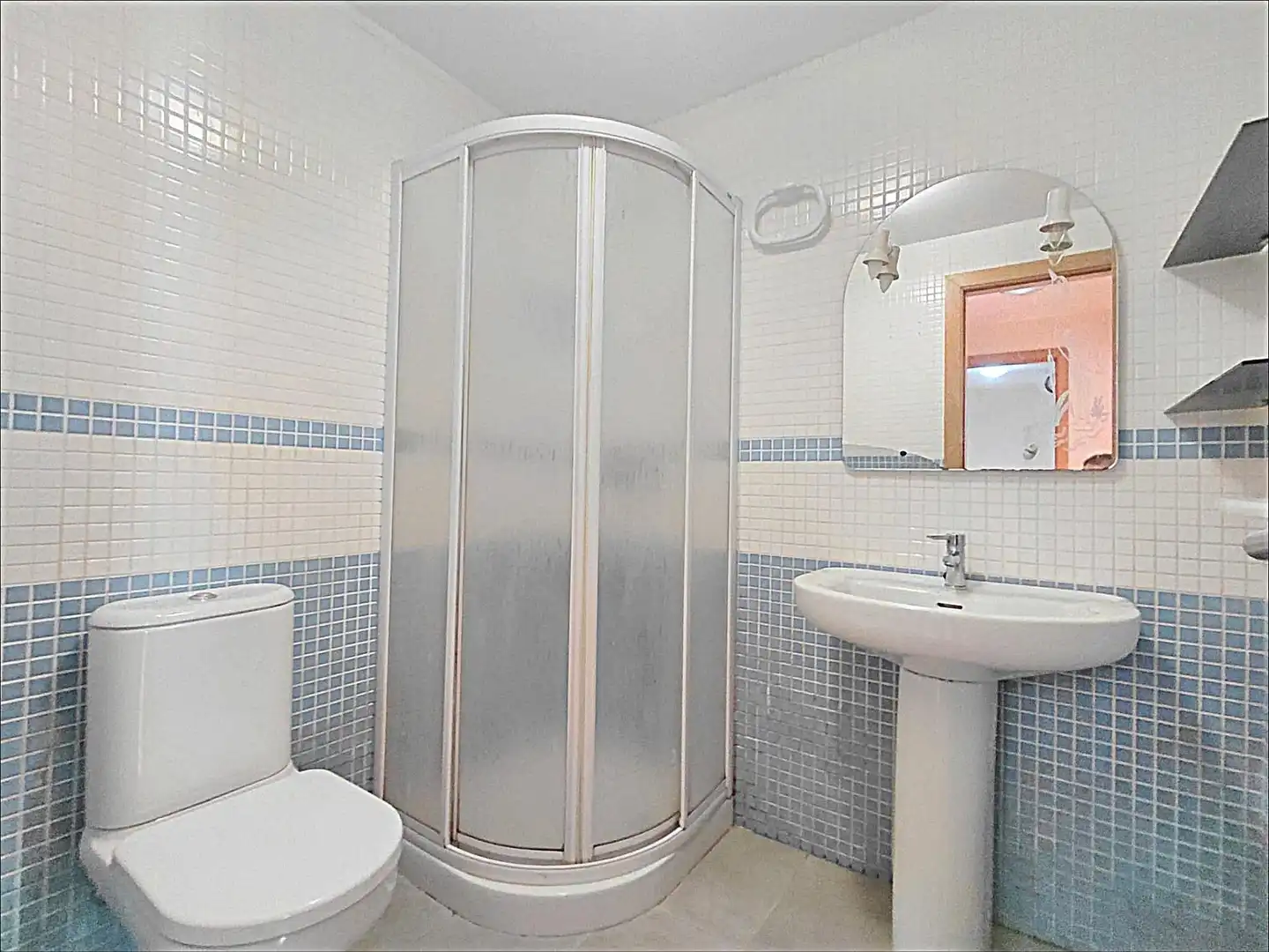 Baño de Piso en venta en Vilagarcía de Arousa con Calefacción, Jardín privado y Terraza