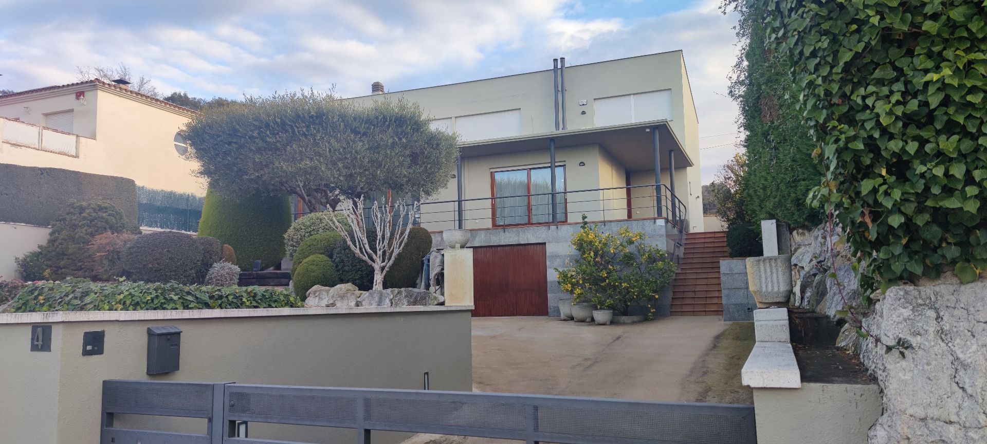 House or chalet for sale