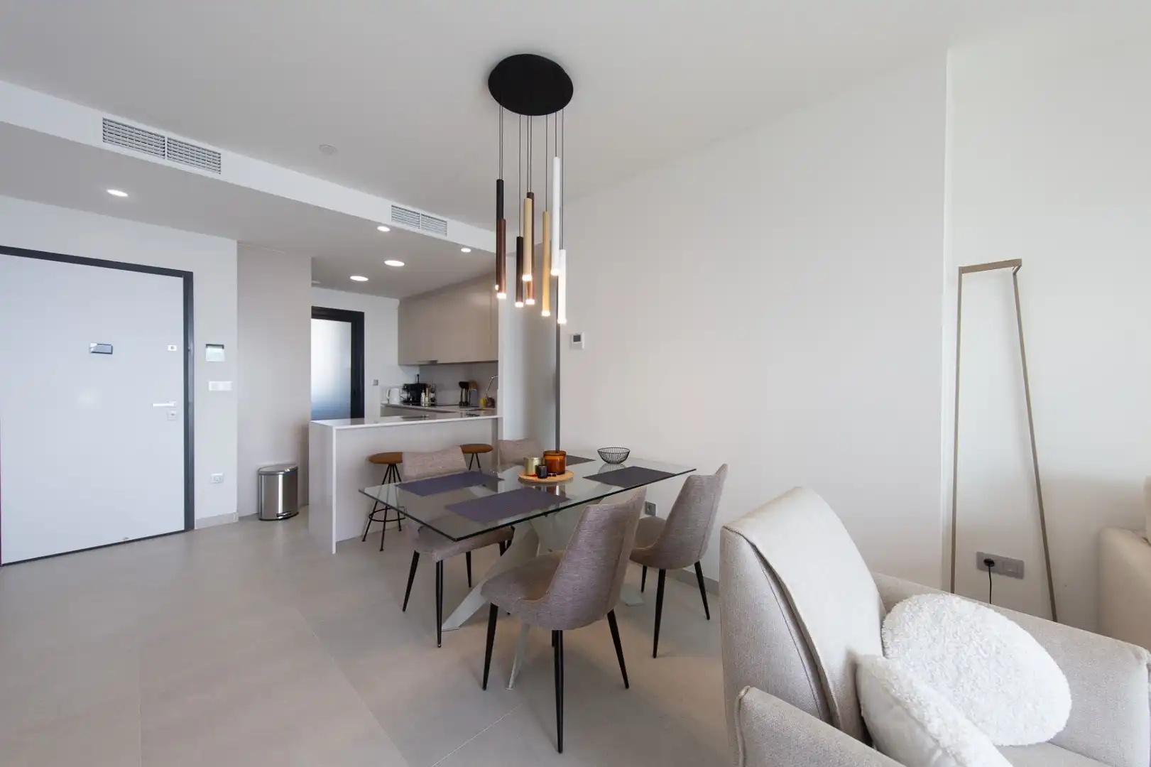 Menjador de Apartament en venda en Benidorm amb Aire condicionat, Calefacció i Terrassa