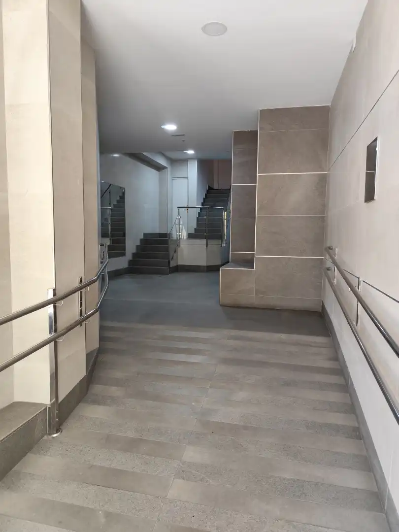 Appartement avec ascenseur à louer à Plaza de Bretón 10, imagen 4