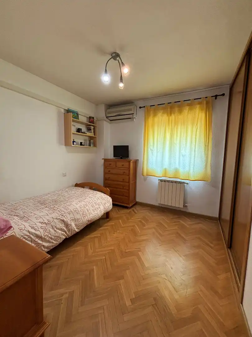 Habitación de Piso en venta en Madrid con Aire acondicionado, Calefacción y Parquet