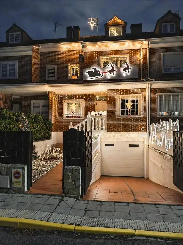 Terraced house with pool for sale in Calle Serrano, imagen 32