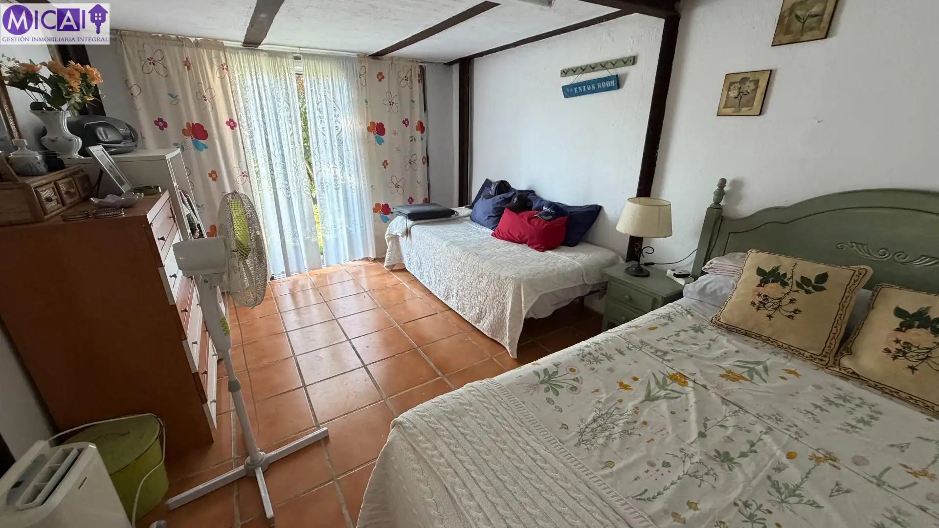 Dormitori de Casa o xalet en venda en Chiclana de la Frontera amb Jardí privat, Traster i Piscina