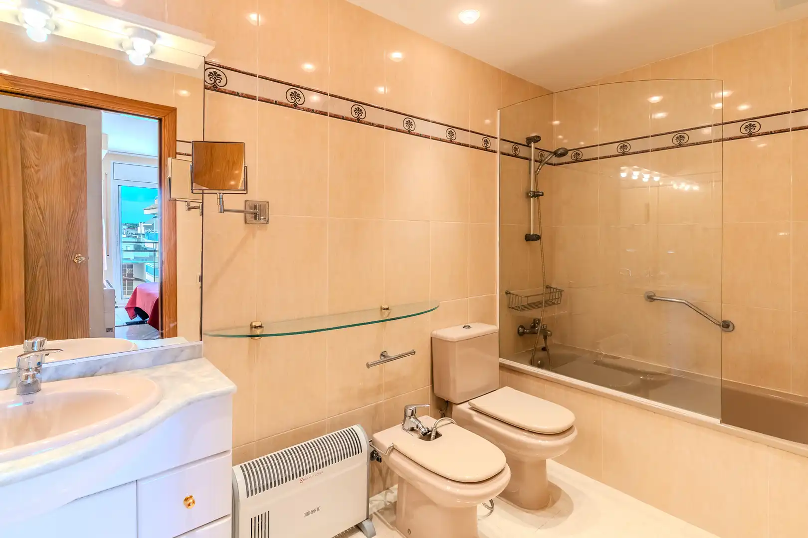 Baño de Dúplex en venta en L'Ampolla con Aire acondicionado, Calefacción y Terraza