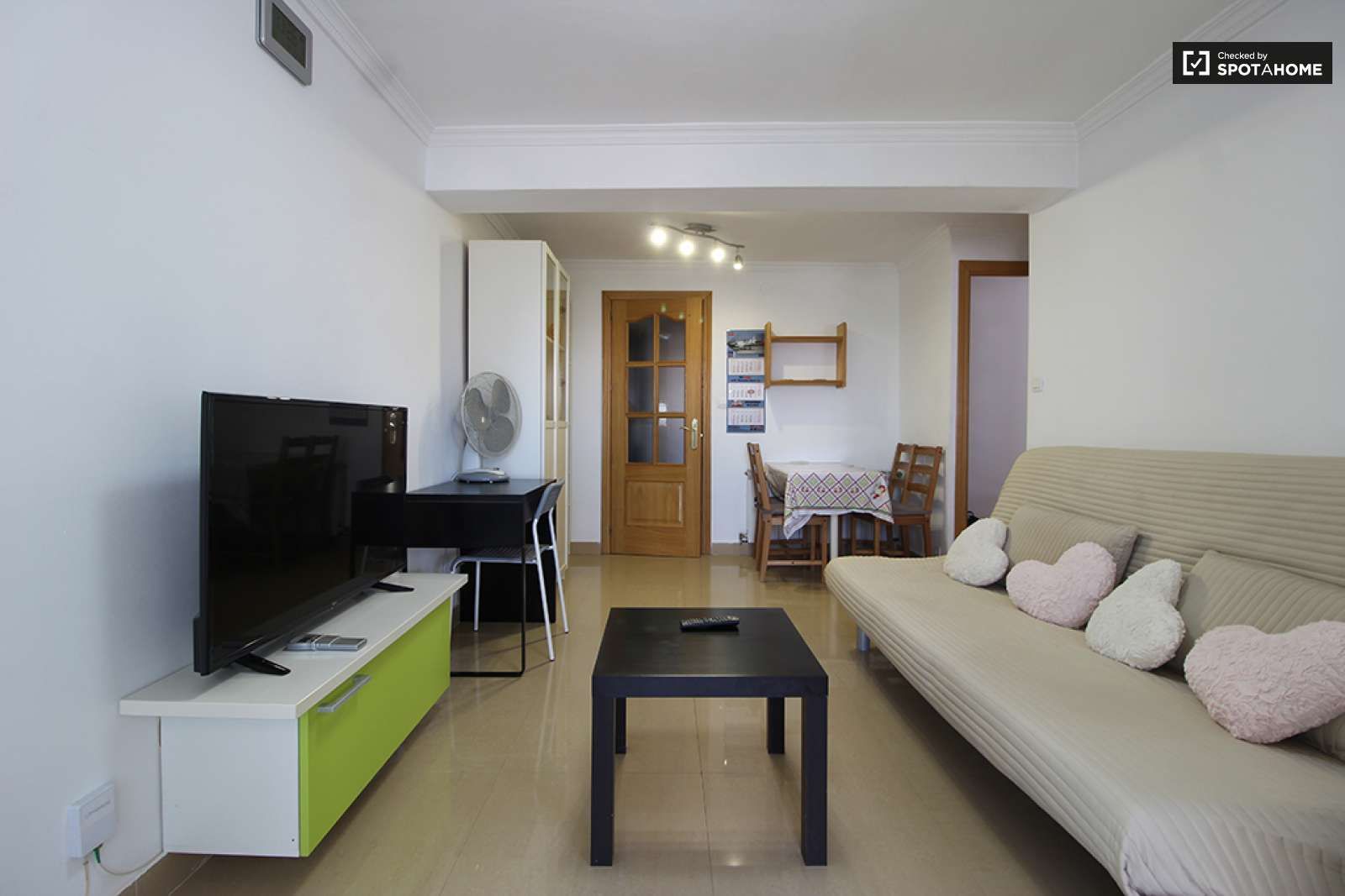 Apartment to share in Almendrales