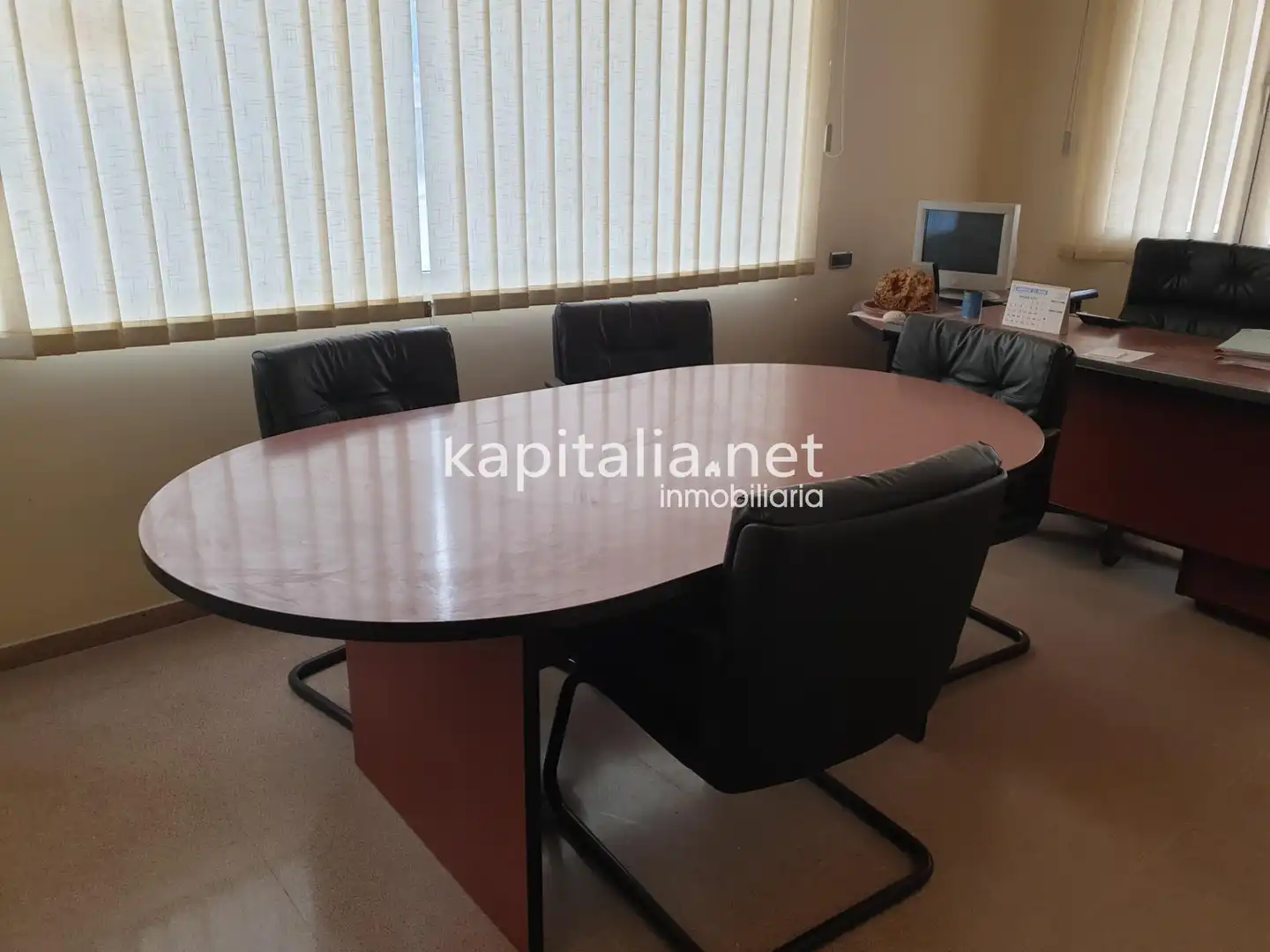 Local comercial en venda a Centro, imagen 2