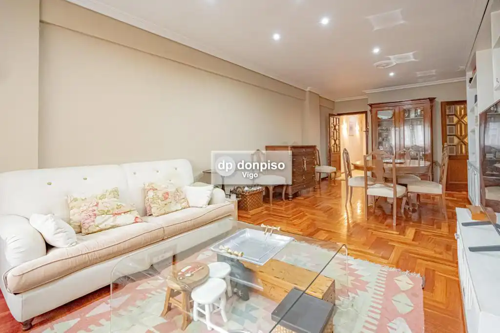 Apartamento en venta en Plaza España - Corte Inglés