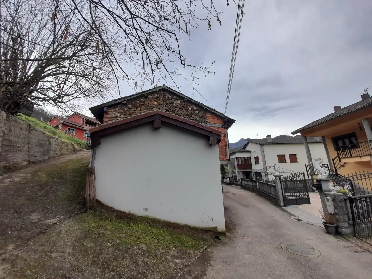 Einfamilien-Reihenhaus zum Verkauf in Laviana - Acebal, Laviana