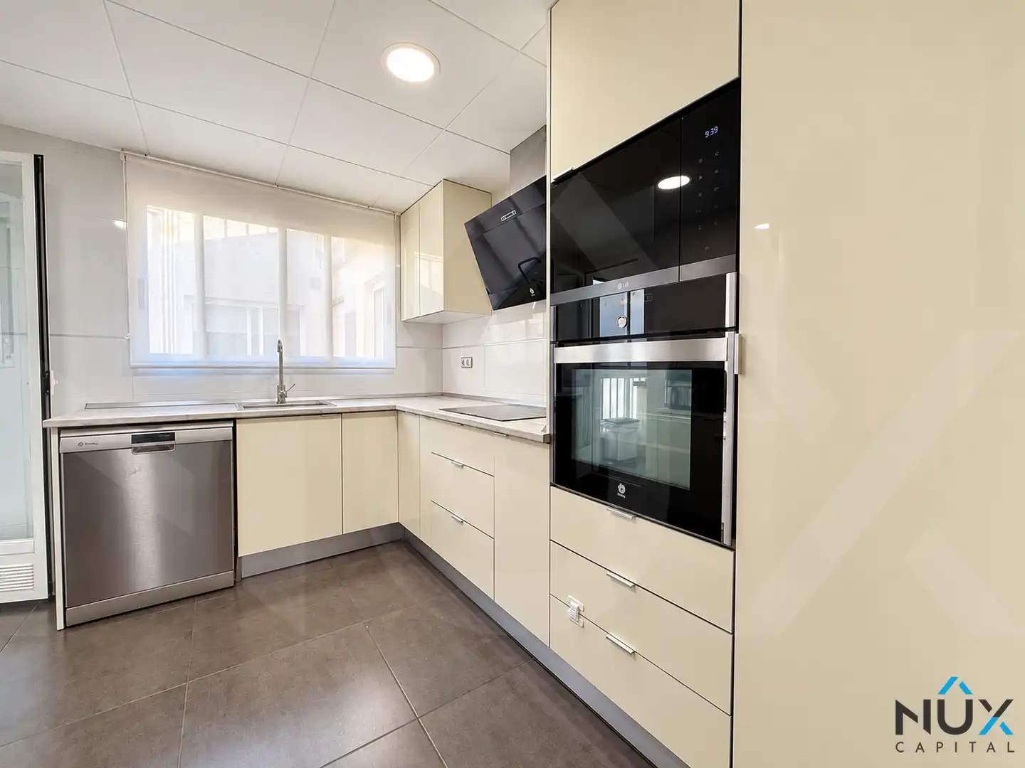 Cocina de Piso en venta en Casas Verdes - Ermita