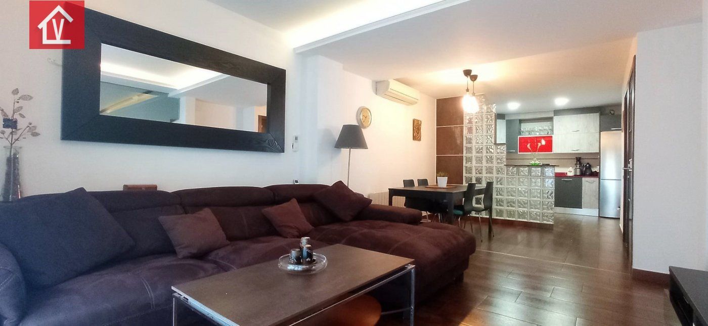 Living room of House or chalet for sale in Barberà del Vallès  with Air Conditioner, Heating and Terrace