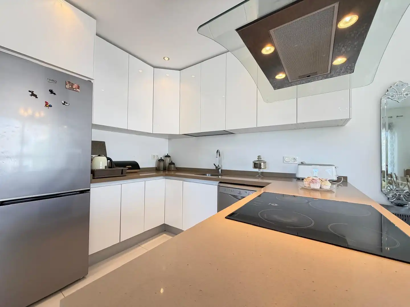 Villa mit Terrasse zum Verkauf in Calle DE PONTEVEDRA, imagen 4