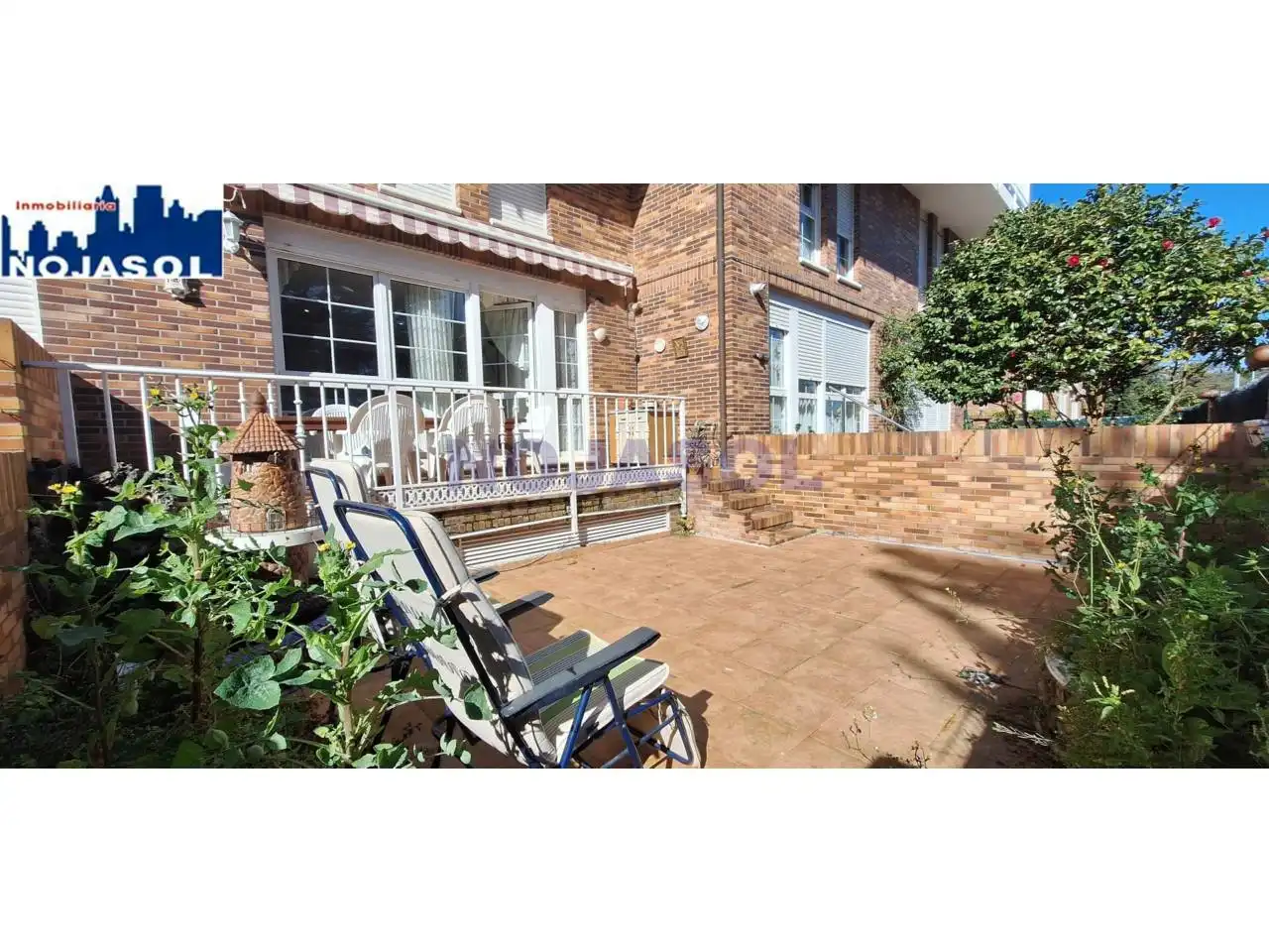Jardí de Apartament de lloguer en Noja amb Calefacció, Terrassa i Moblat