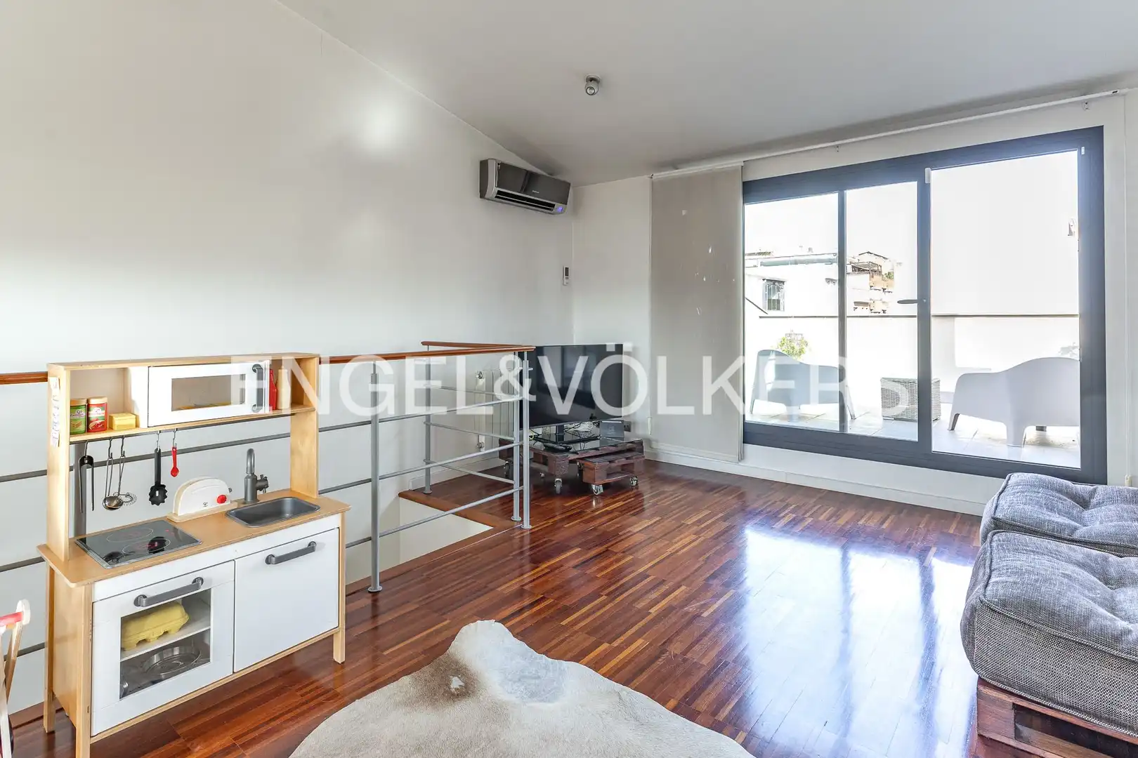 Living room of Detached homes for sale in Ripollet  with Air Conditioner, Heating and Private garden