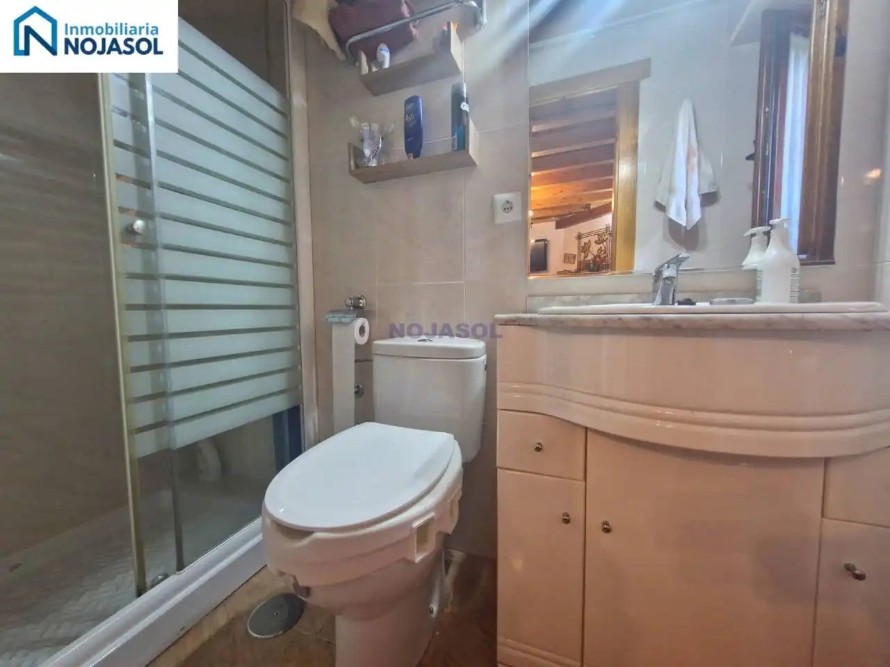 Terraced house with garden for sale in Calle HAZAS DE CESTO, imagen 37