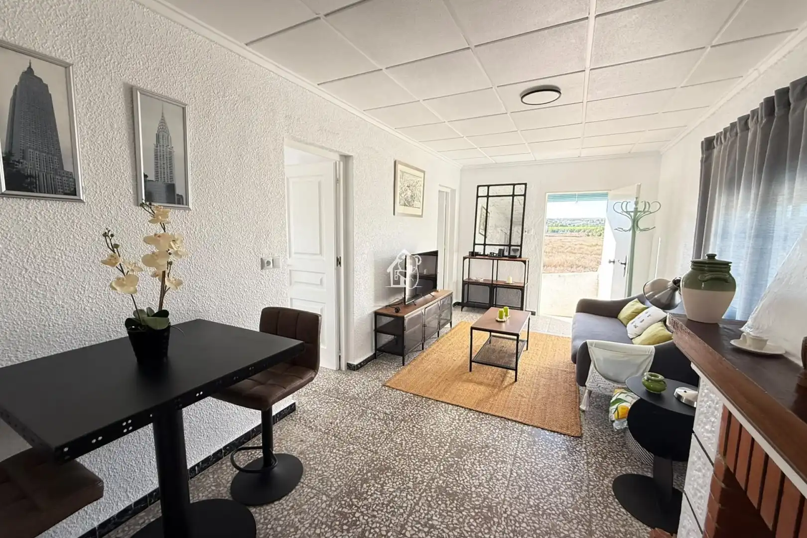 Apartamento con terraza en alquiler en El Raso, imagen 5