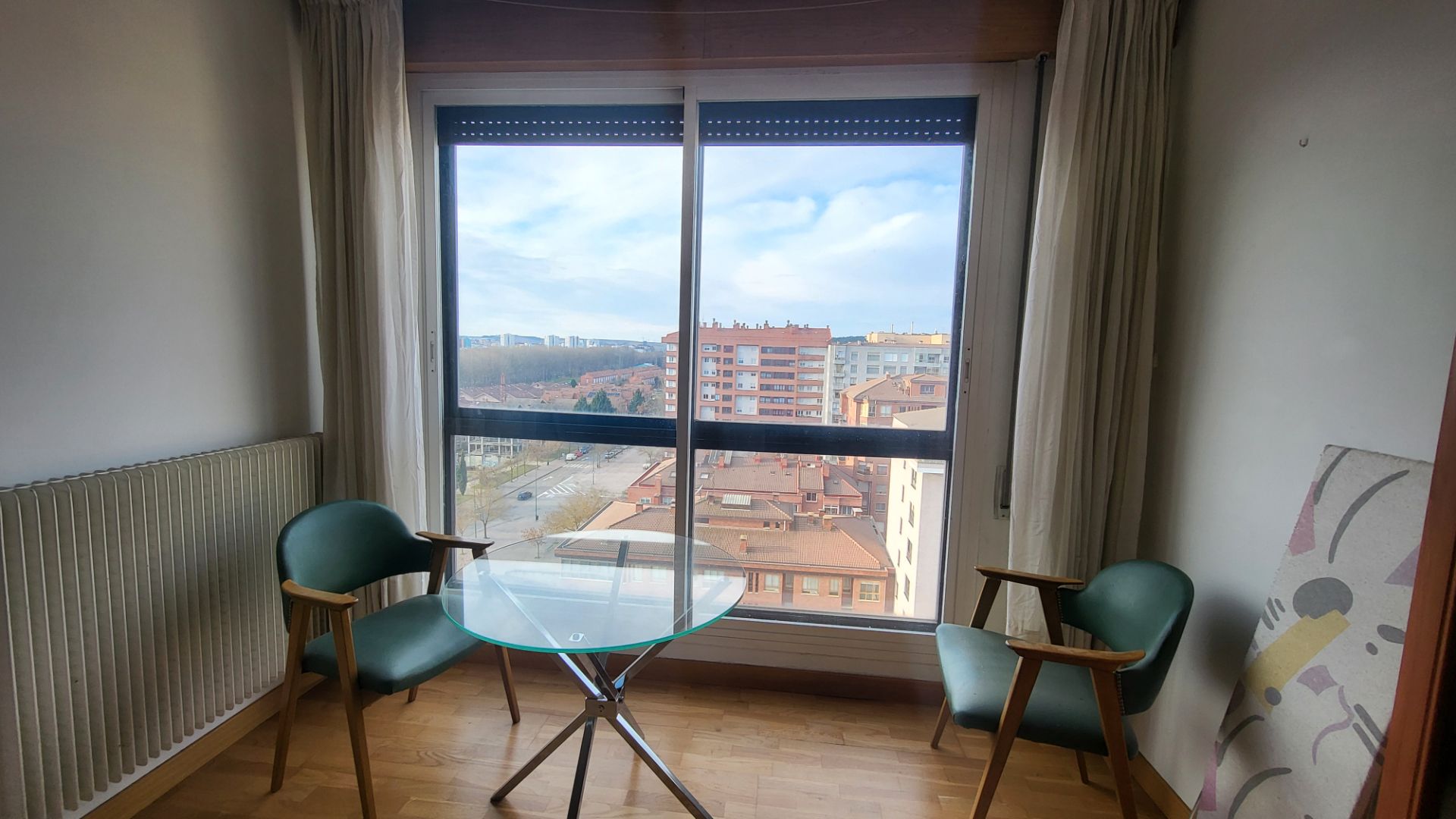 Dormitori de Apartament en venda en Burgos Capital amb Calefacció, Parquet i Traster
