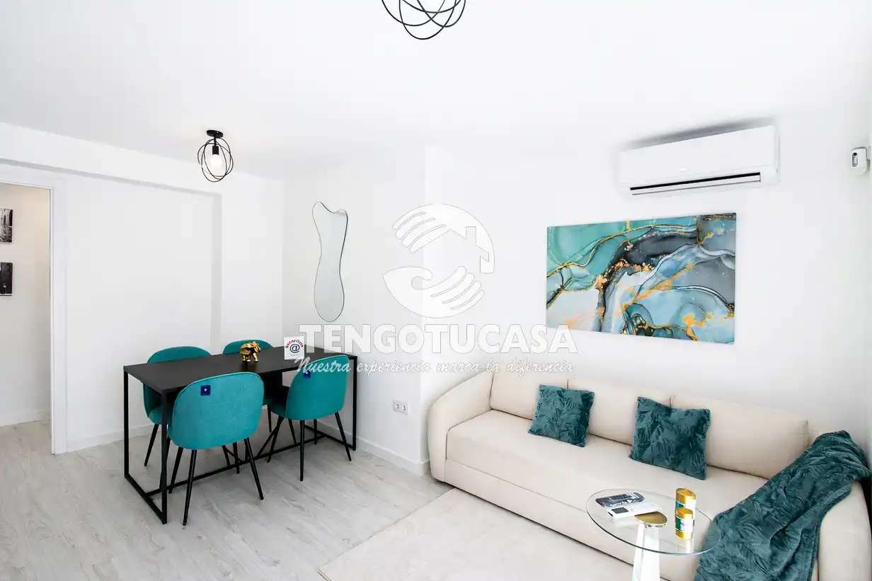 Sala de estar de Piso en venta en  Madrid Capital con Aire acondicionado, Calefacción y Amueblado