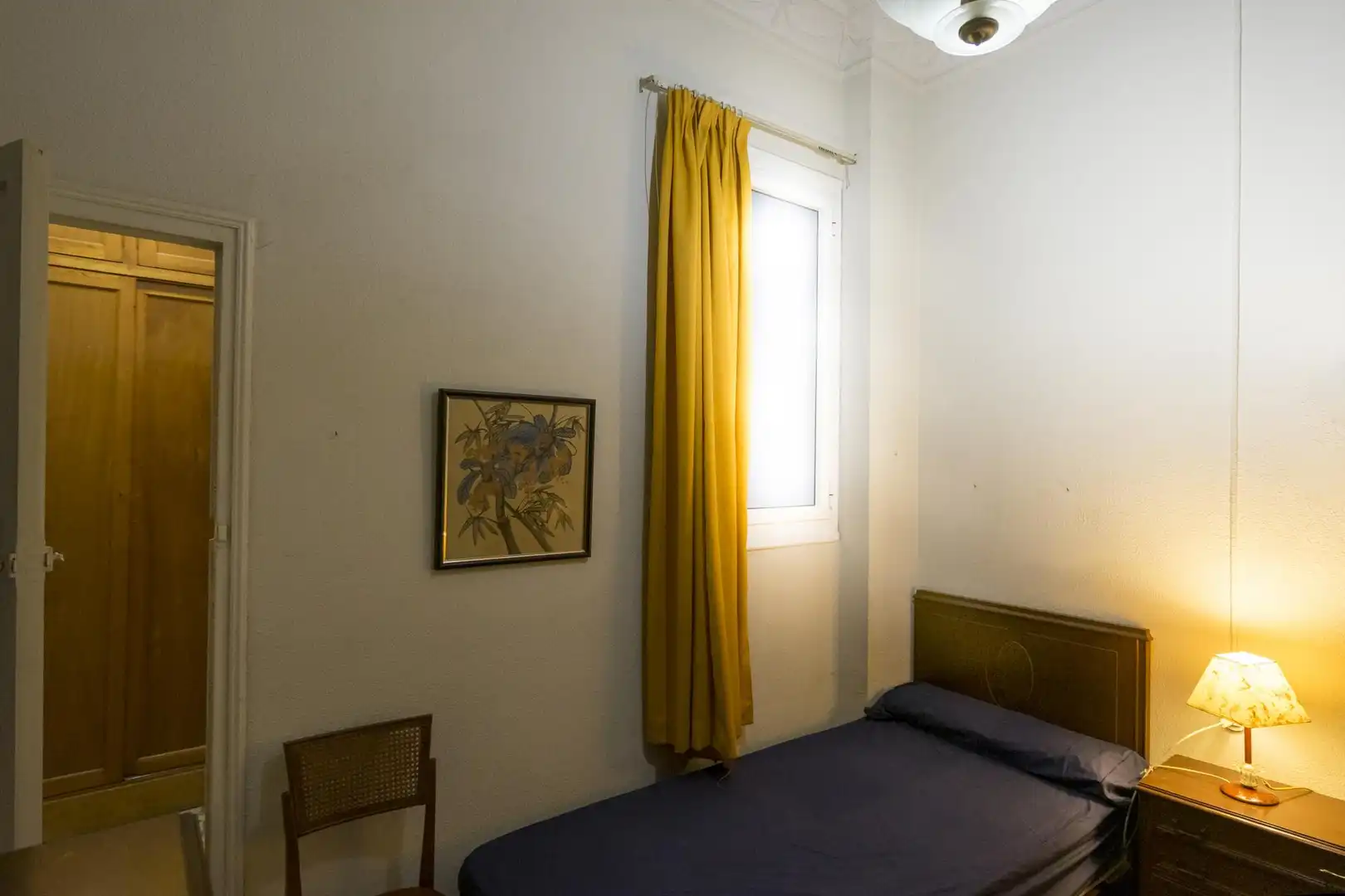 Bedroom of Flat for sale in Valencia