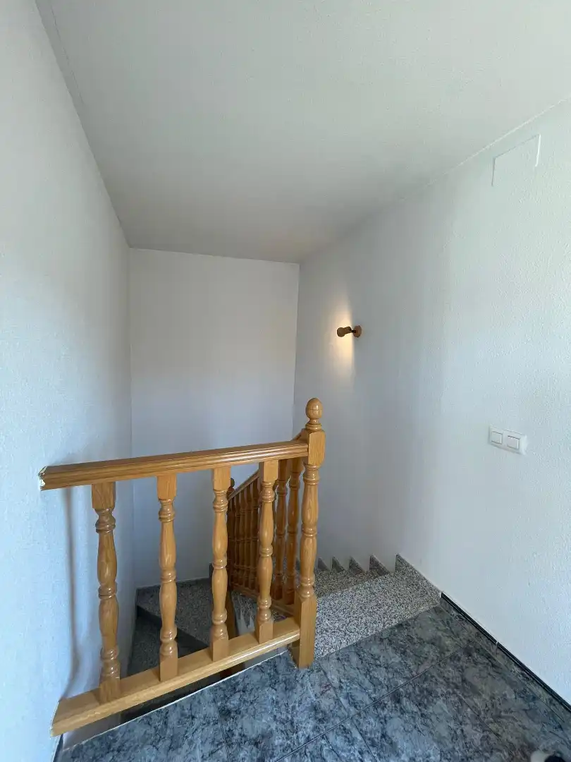 Casa o chalet en venta en Valdeobispo con Terraza, Trastero y Amueblado