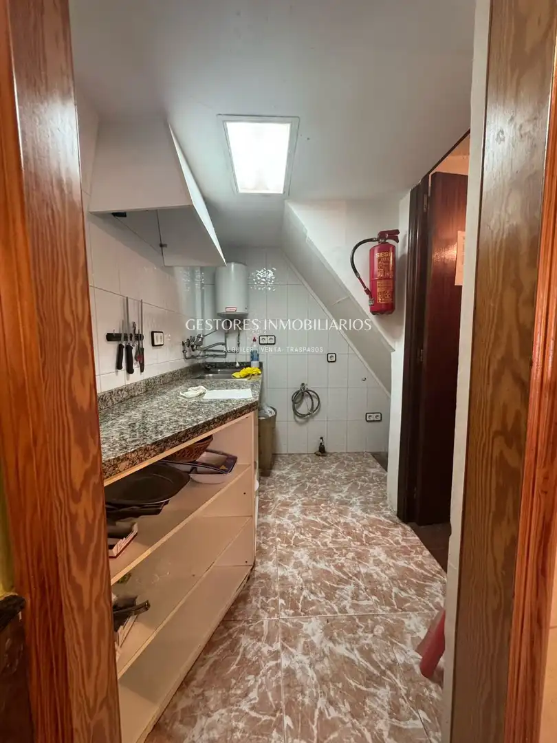 Küche von Einfamilien-Reihenhaus zum Verkauf in Cocentaina mit Klimaanlage, Heizung und Terrasse