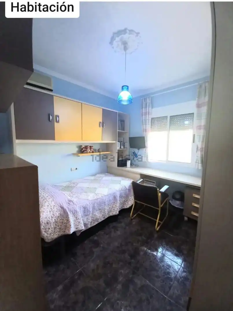 Dormitori de Casa o xalet en venda en Córdoba amb Traster