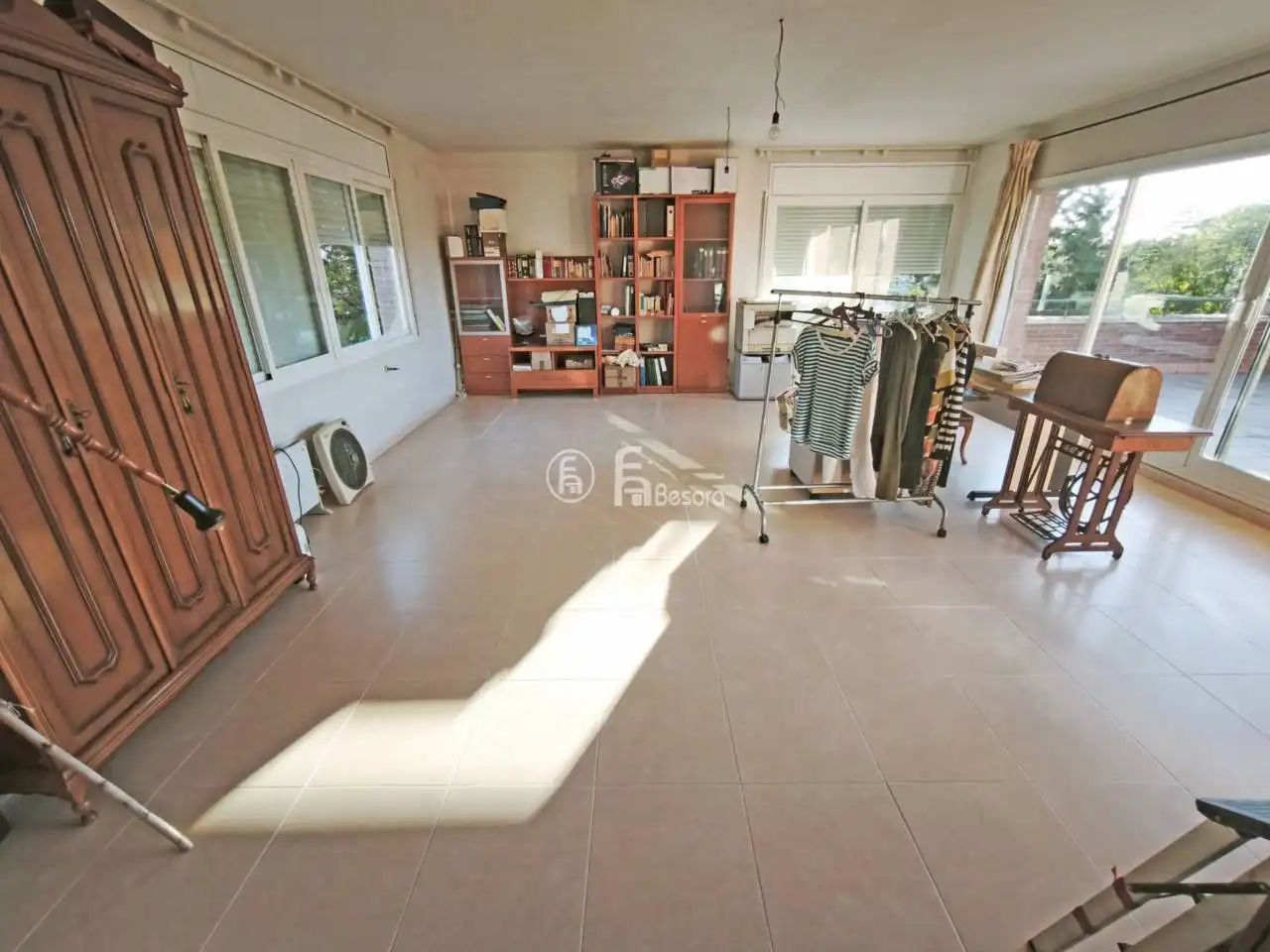 Casa aparellada amb jardí en venda a Avenida Lluís Companys, imagen 33