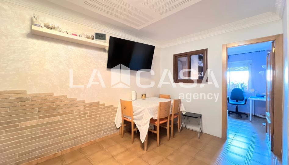 Foto 1 de Pis en venda a Carrer de la Sagrada Família, Llefià, Barcelona