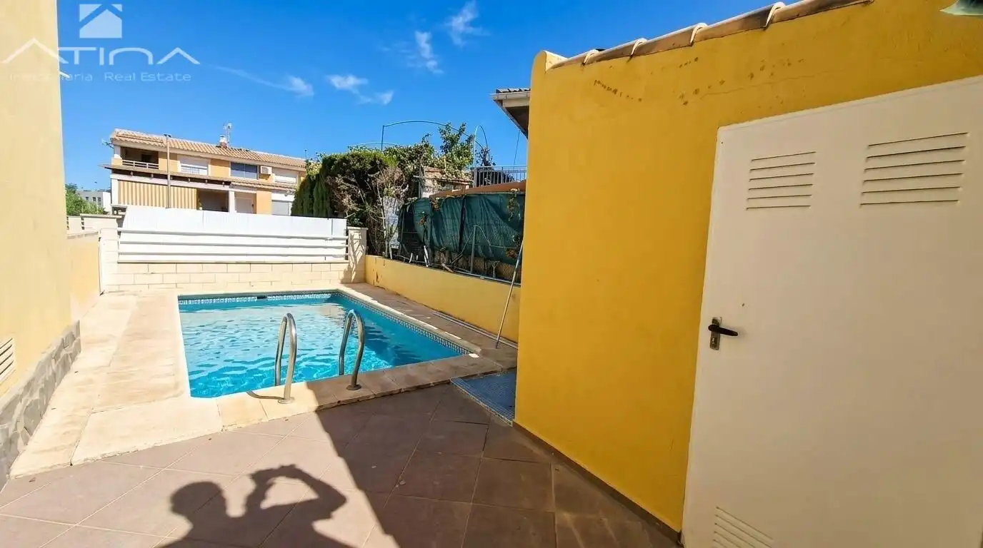 Casa bifamiliare con piscina in vendita a Daimús, imagen 2