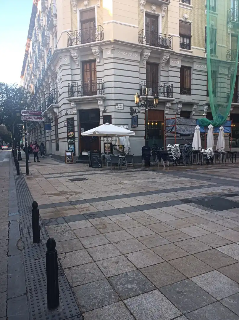 Vista exterior de Local en venta en Zaragoza