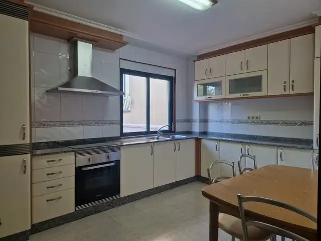 Kitchen of Flat for sale in Ames  with Heating, Private garden and Terrace