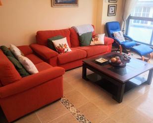 Living room of Flat for sale in Malpica de Bergantiños  with Heating and Storage room