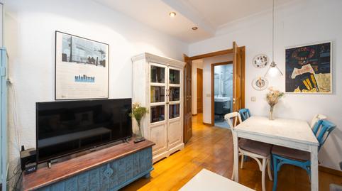 Foto 2 de Piso en venta en Calle de Vinaroz, Ciudad Jardín, Madrid