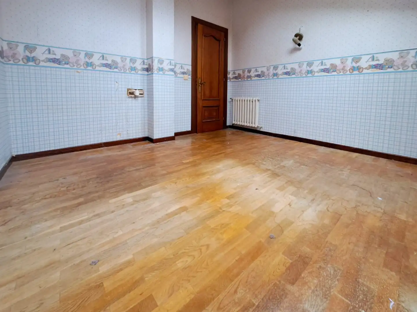 Houses for sale in Castrillón  with Heating, Private garden and Parquet flooring