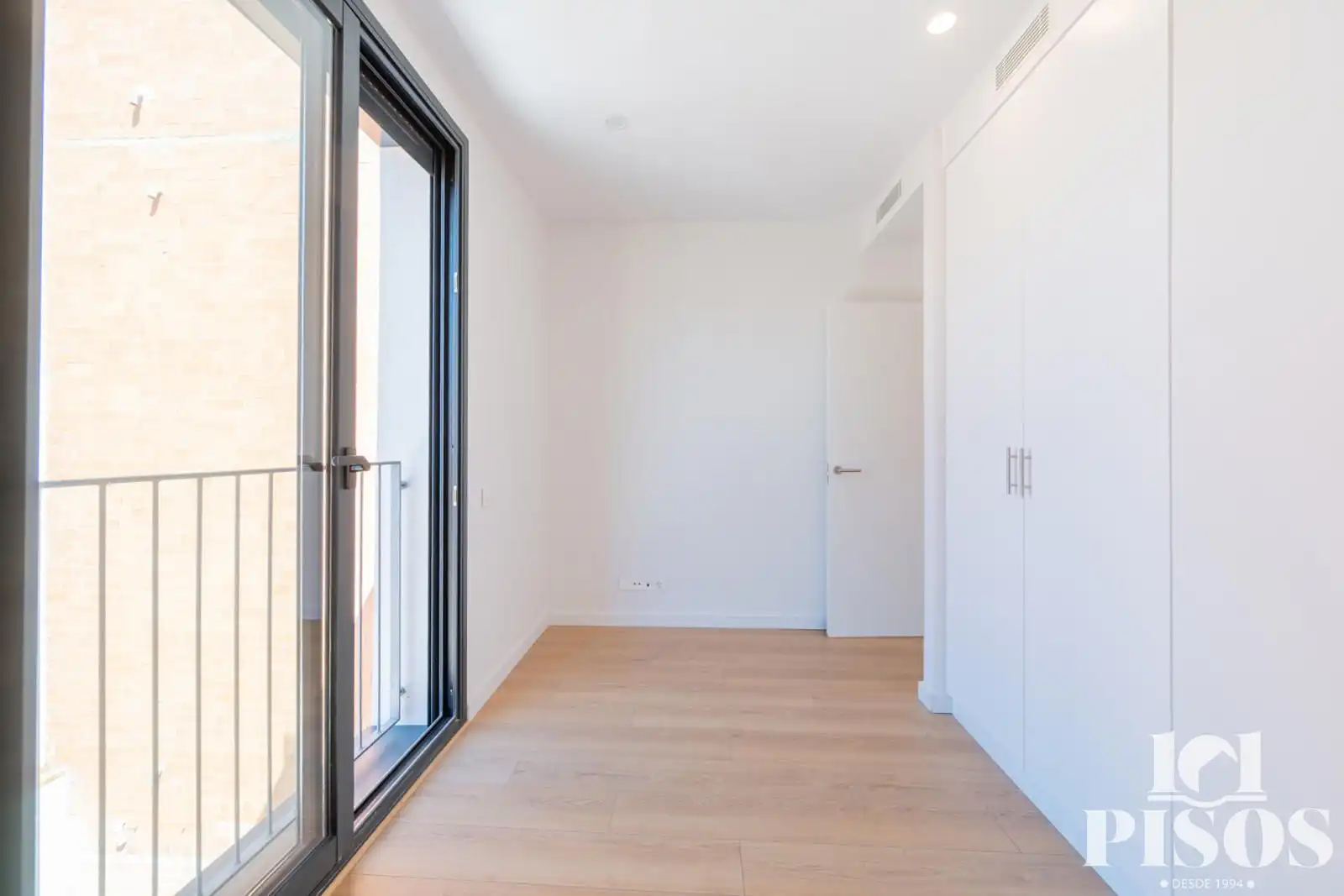 Bedroom of Attic for sale in Sant Cugat del Vallès  with Air Conditioner, Heating and Parquet flooring