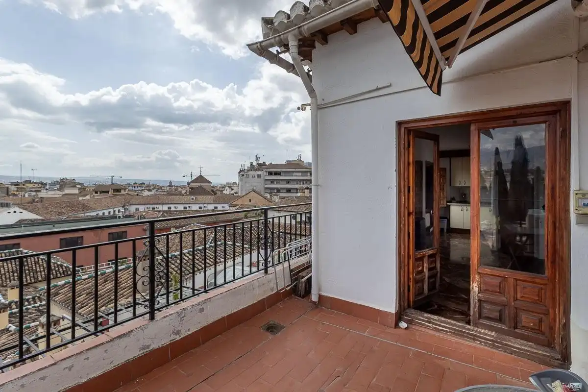 Piso con ascensor en venta en Calle Pavaneras 23, imagen 2