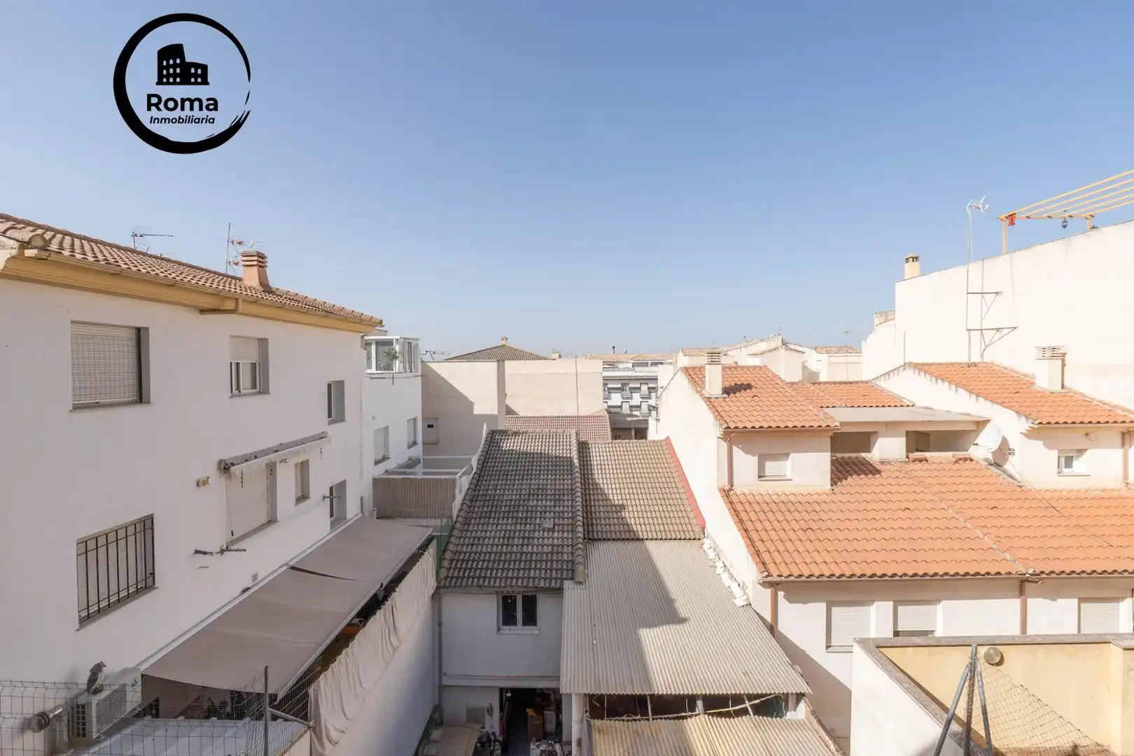 Vista exterior de Àtic en venda en Albolote amb Terrassa
