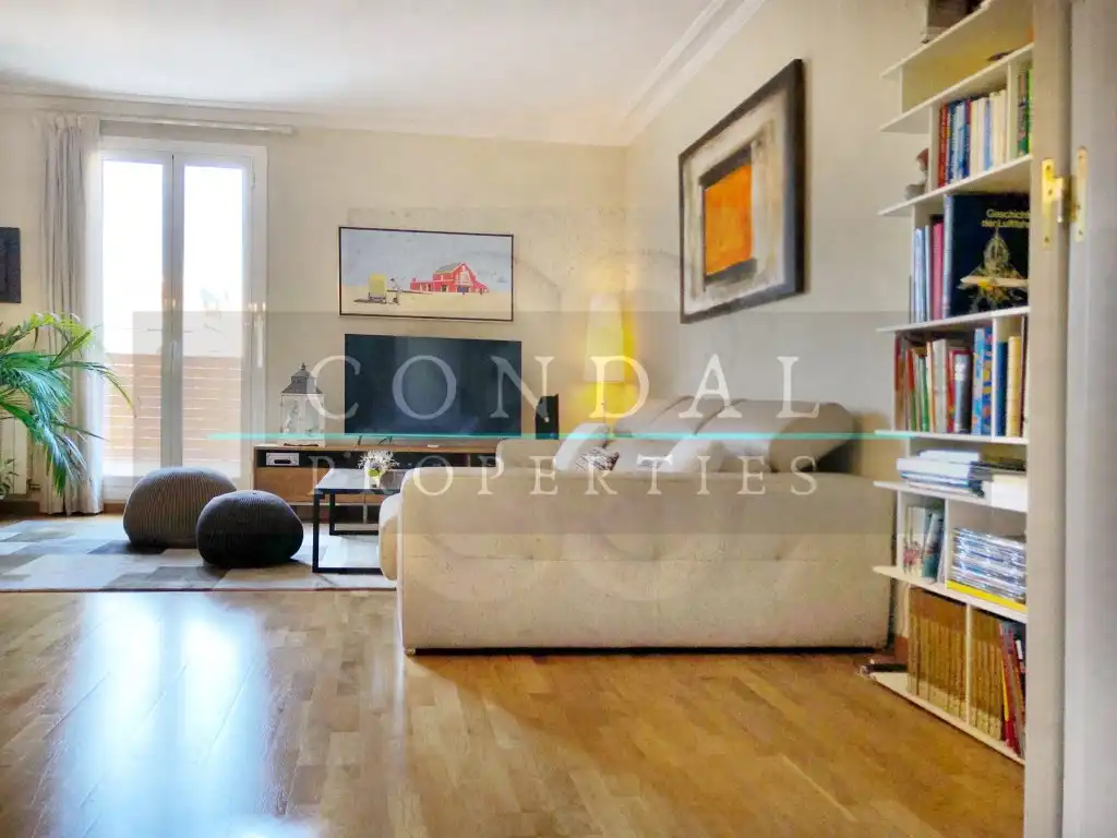 Sala d'estar de Pis en venda en Barcelona amb Terrassa