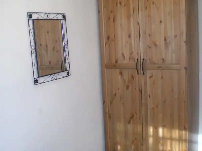 Schlafzimmer von Wohnung zur untervermieten in Madrid mit Heizung, Privatgarten und Möbliert