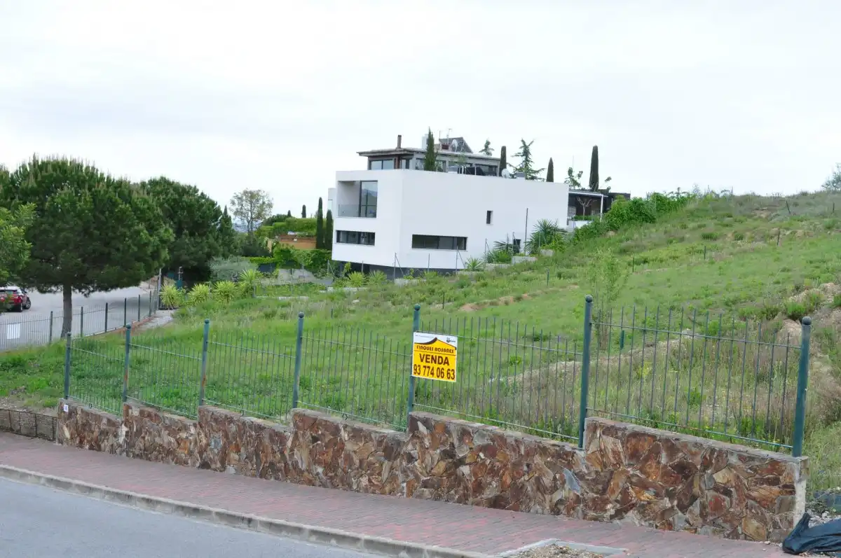 Terrenos y solares en venta en Sant Esteve Sesrovires, imagen 2