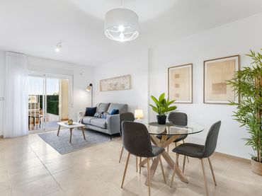 Apartamento con balcón en venta en Calle Castillo de Guadalest