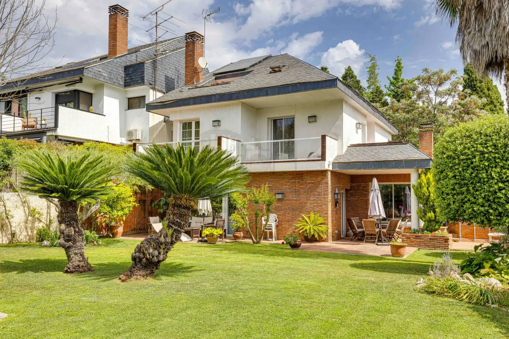 Jardín de Casa o chalet en venta en Sant Cugat del Vallès con Calefacción, Jardín privado y Parquet