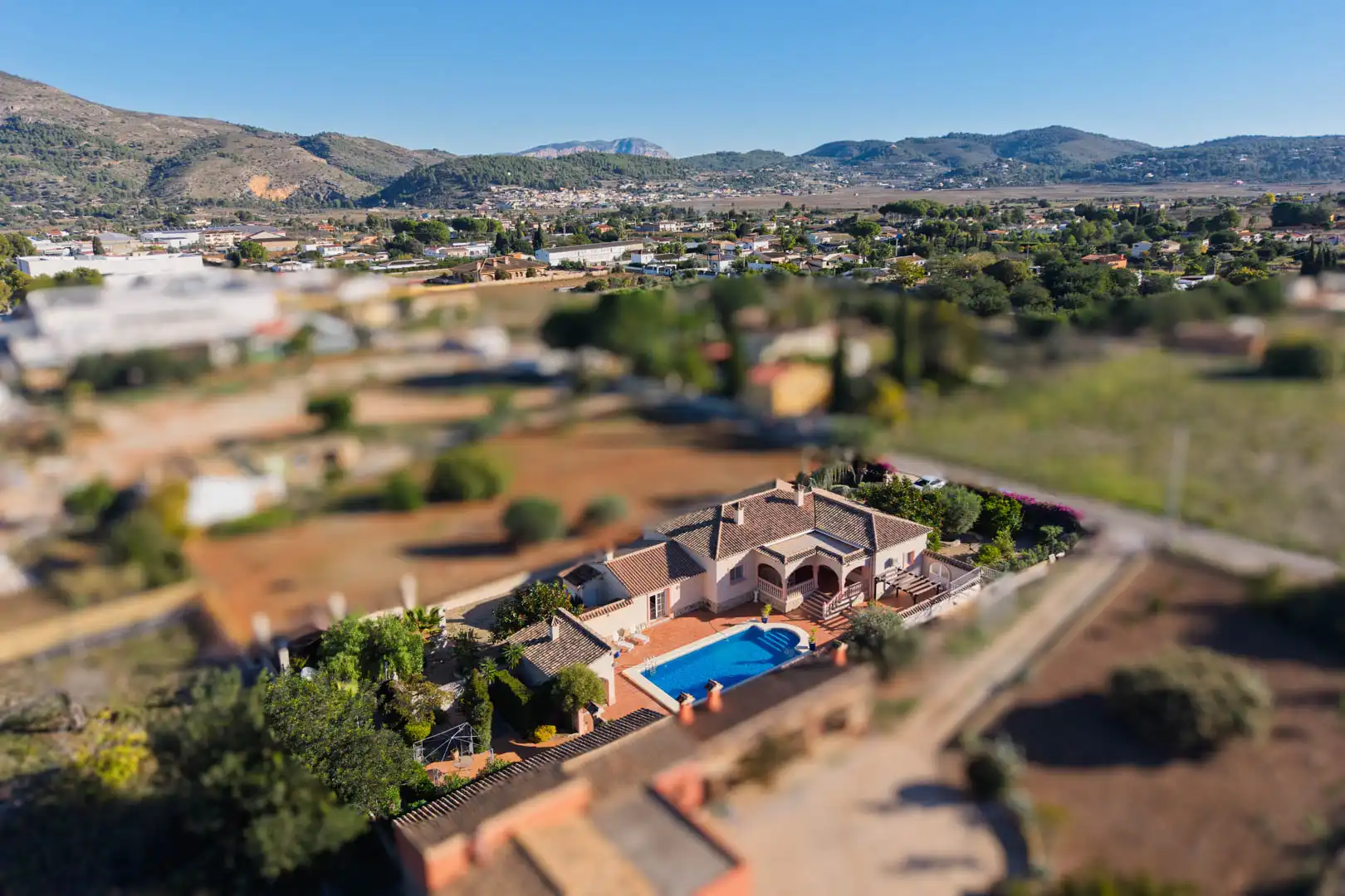 Detached house with pool for sale in Xaló, imagen 5