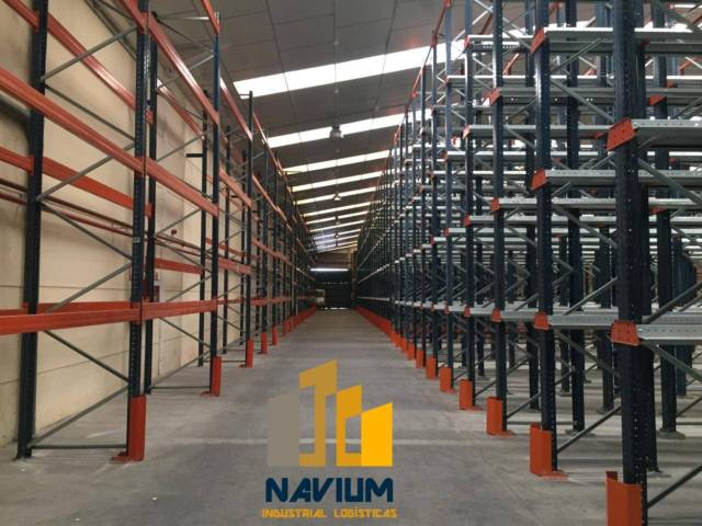 Nave industrial en Alquiler en Yeles