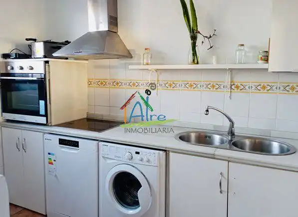 Küche von Einfamilien-Reihenhaus zur Miete in Almonte mit Klimaanlage und Terrasse