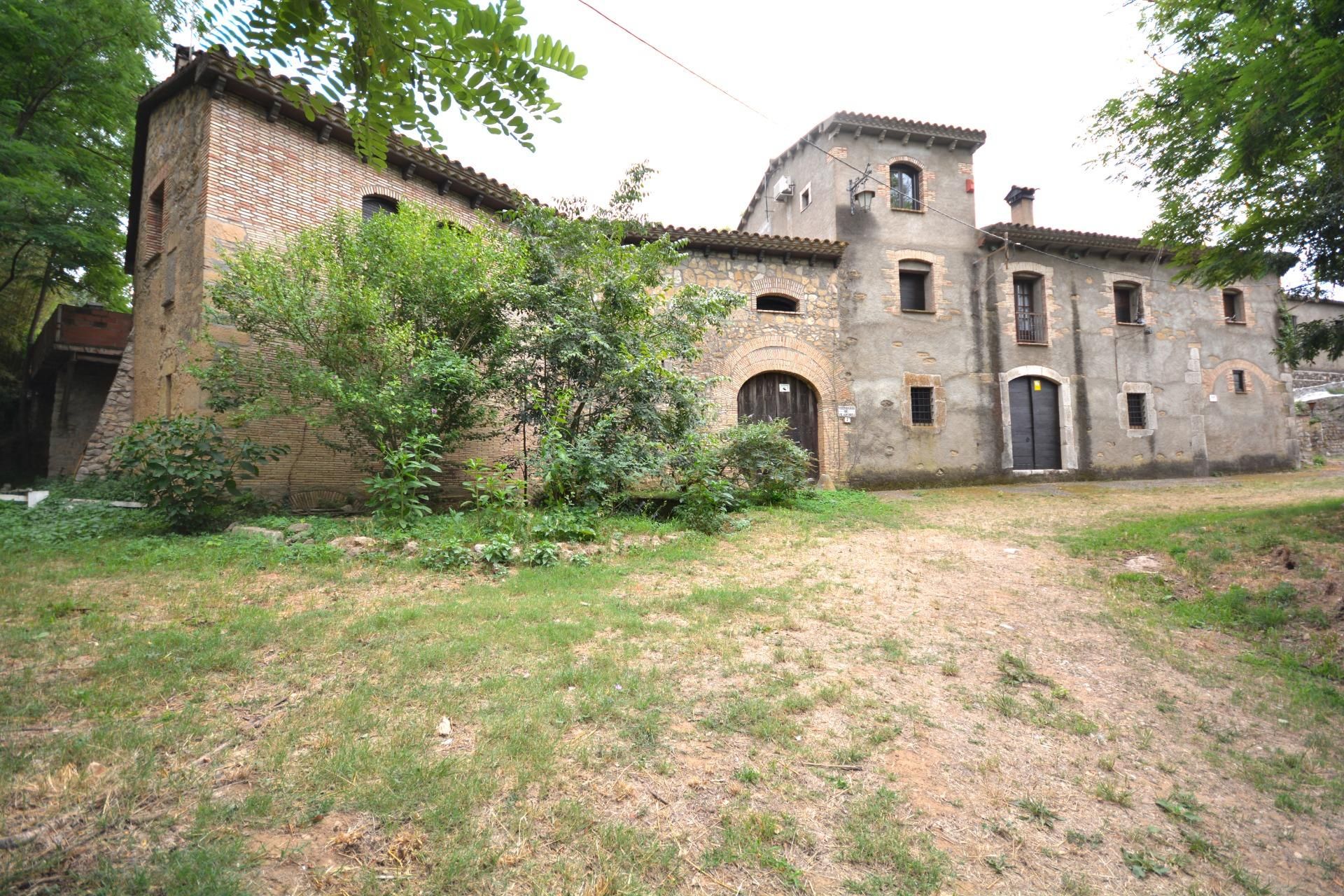 Vista exterior de Finca rústica en venda en Borrassà amb Aire condicionat, Calefacció i Jardí privat